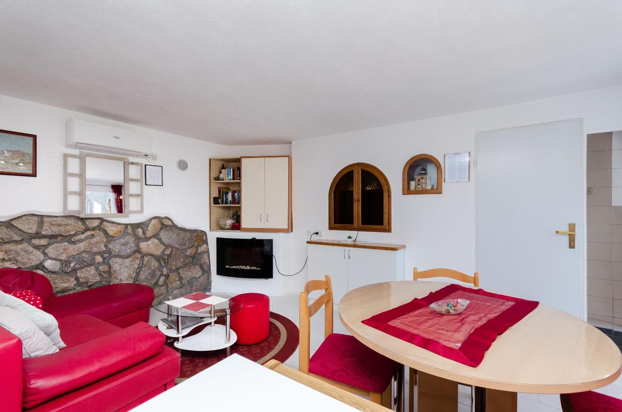 Holiday Home Ana- With Pool Корнич Экстерьер фото